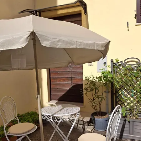 House In Seggio, Peace In The Heart Of Umbria בית נופש Annifo